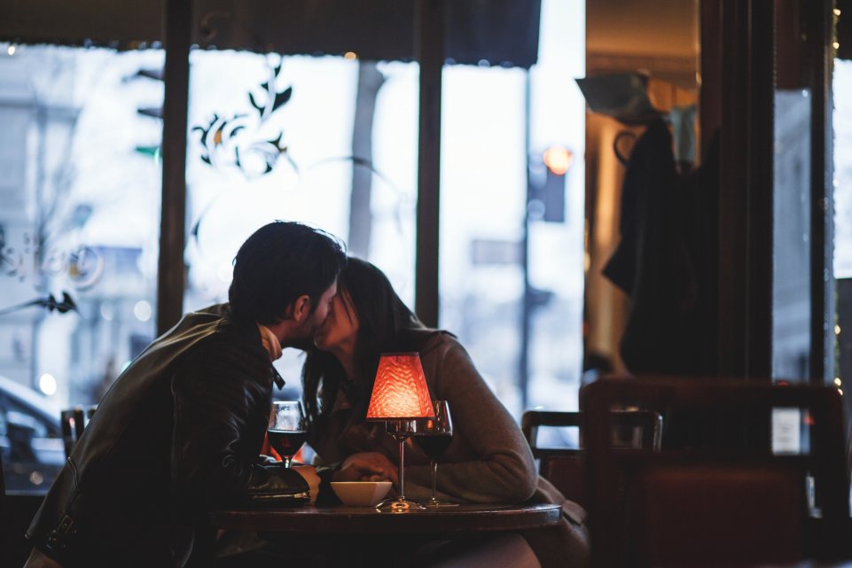 tête à tête romantique