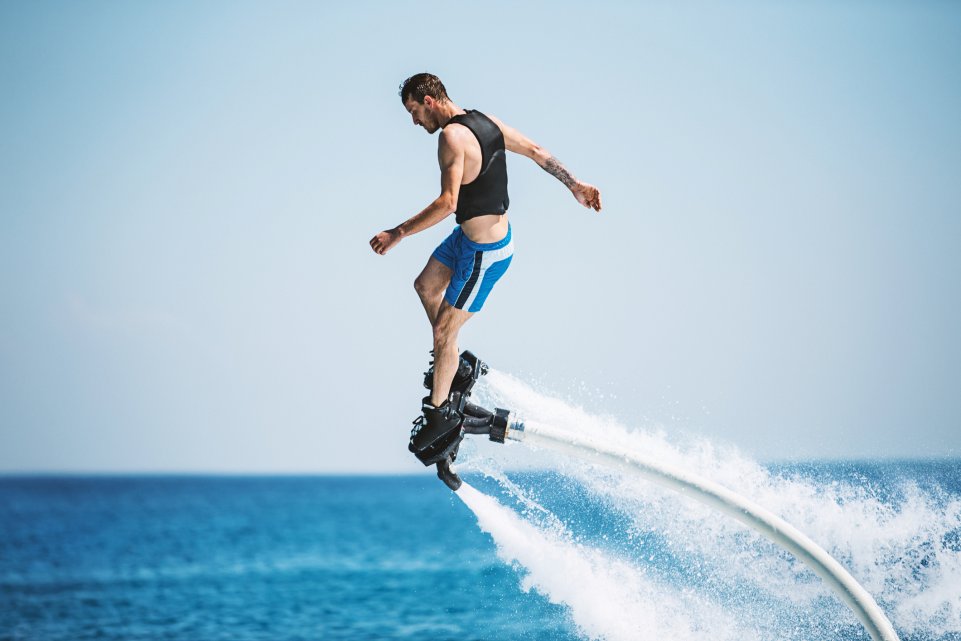homme flyboard 