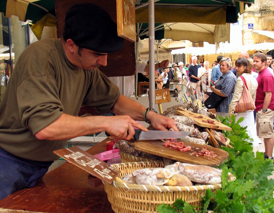 Top 10 des plus beaux marchés de France - SNCF Connect