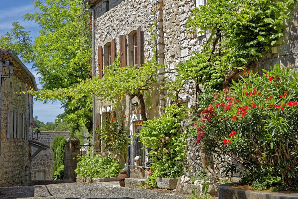 The top 10 most beautiful villages in France by the water - SNCF Connect