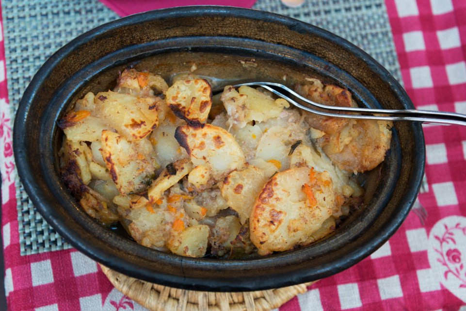 Plat de la gastronomie alsacienne : baeckeoffe