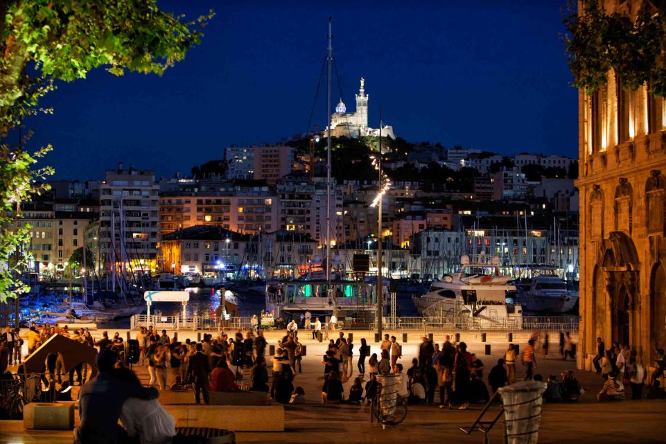 gens nuit Marseille 