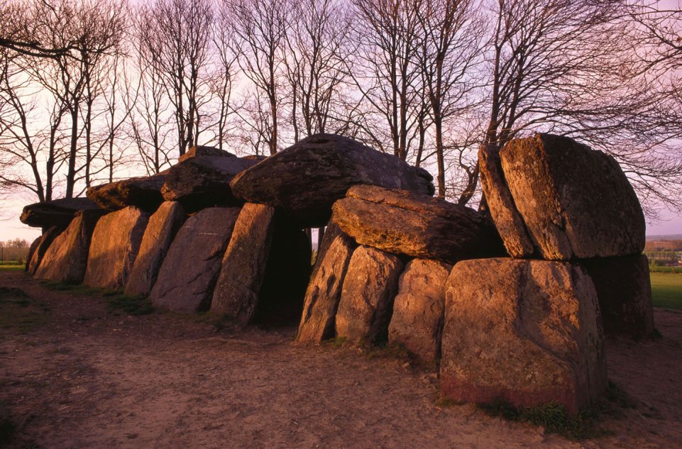 La Roche aux fées de Brocéliande
