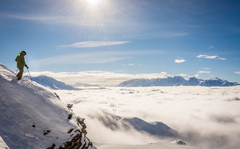 Vue chaine montagne